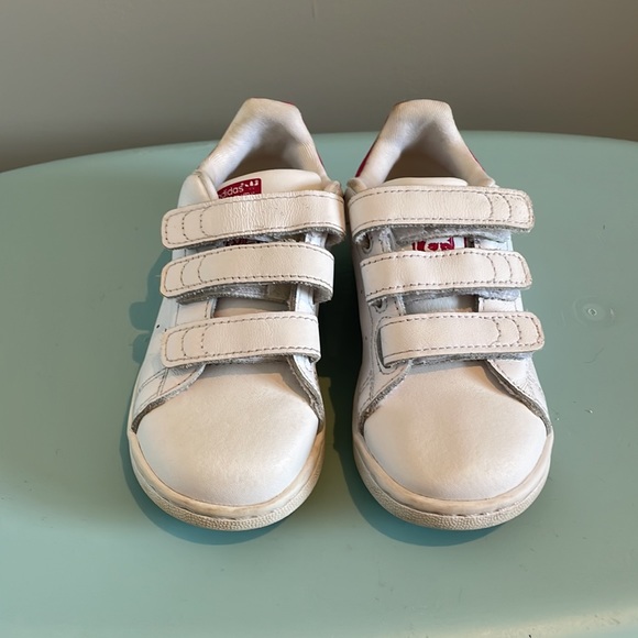 Super cool Adidas Stan Smith toddler white and pink shoes with Velcro size 9K - Picture 2 of 9